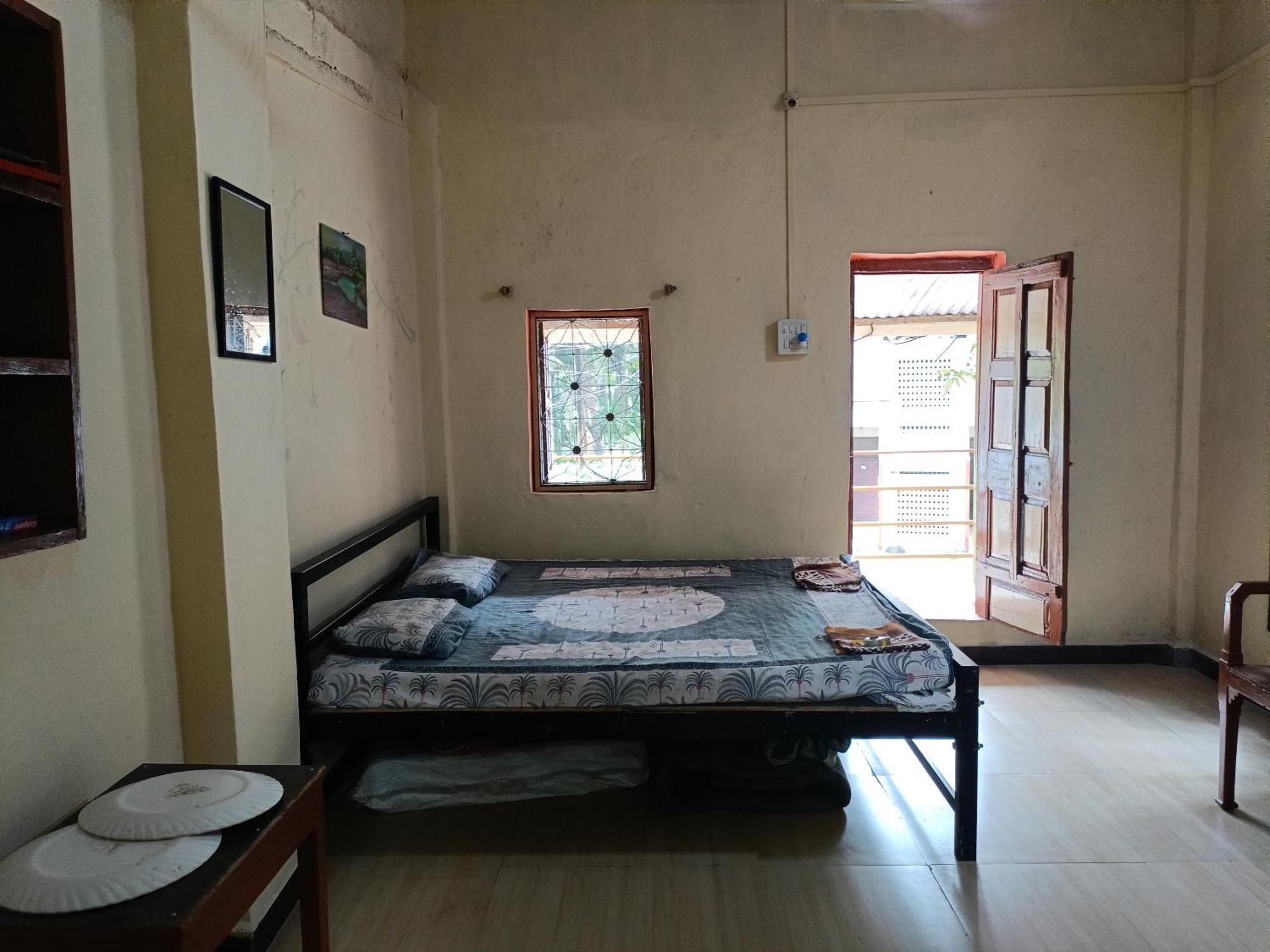 Parvati Niwas Homestay -Nearby Revdanda Beach & Fort - Wifi Available Алибаг Экстерьер фото